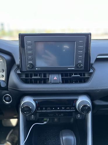 пампа: Toyota RAV4: 2020 г., 2.5 л, Автомат, Бензин, Кроссовер — 9