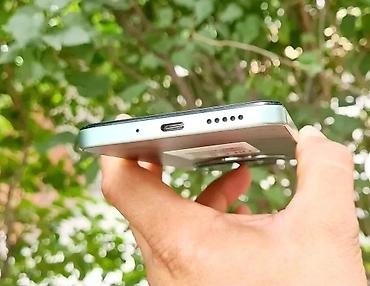 Poco: Poco C75, Б/у, 512 ГБ, цвет - Синий, 1 SIM, 2 SIM, eSIM — 5