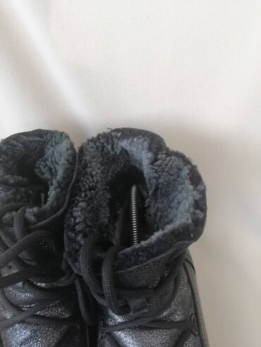 Gležnjače: Gležnjače, 40 — 10