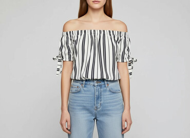 czarne bluzki z odkrytymi ramionami: H&M, Women's blouse, size XS