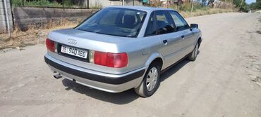 срочно срочно продаю деньги нужны: Audi 80: 1992 г., 2.3 л, Механика, Бензин, Седан