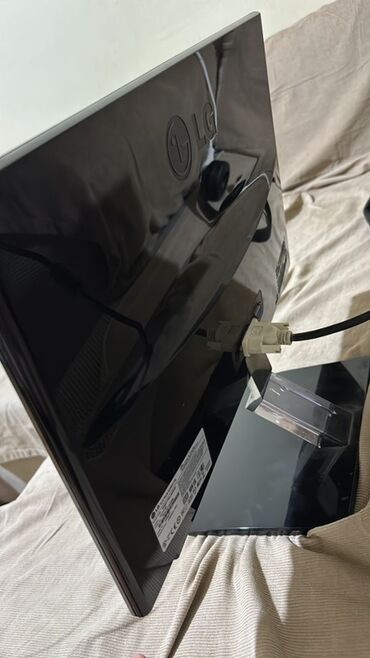 Комплектующие для ПК и ноутбуков: LG markalı bu monitor istifadəçilərə rahat və aydın görüntü təklif