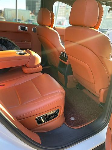 Lixiang: Lixiang L7: 2024 г., 1.5 л, Робот, Гибрид, Кроссовер — 18