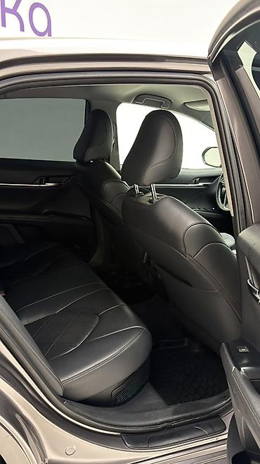 Toyota: Toyota Camry: 2019 г., 2.5 л, Вариатор, Гибрид, Седан — 15