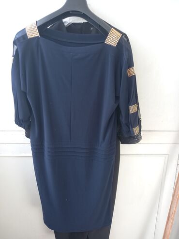 Digər qadın geyimləri: 44raz.dəst 46 48 raz.gedir 2 dəfə geyilib 25 man. o biriləri fərqli — 15