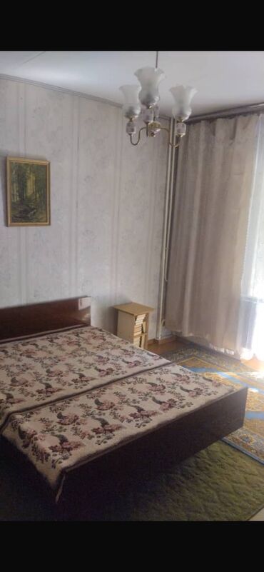 дом двух этажный: 3 бөлмө, 62 кв. м, 105-серия, 1 кабат, Эски ремонт