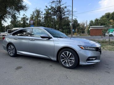 Honda: Honda Accord: 2018 г., 2 л, Вариатор, Гибрид, Седан — 9
