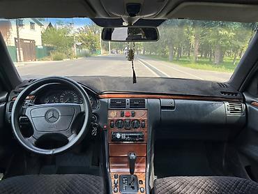 210 cdi: Mercedes-Benz E-Class: 1999 г., 2.4 л, Автомат, Бензин, Седан — 8