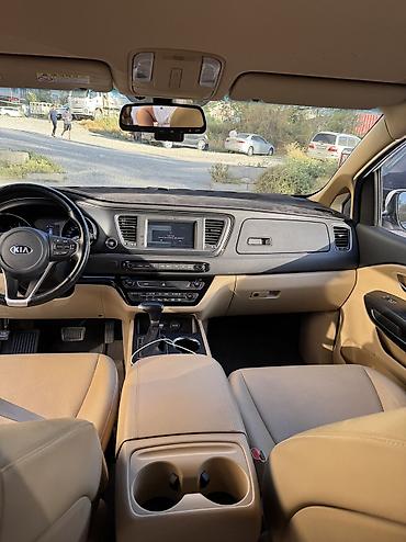 заводском: Kia Carnival: 2020 г., 2.2 л, Автомат, Дизель, Минивэн — 7