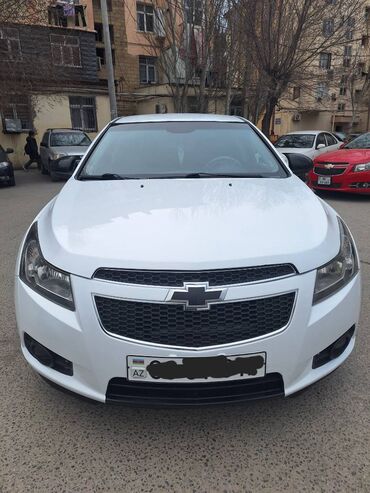 chevrolet cruze azerbaycan: Chevrolet Cruze: 1.4 l | 2015 il | 215866 km Sedan
