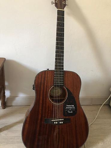Акустическая гитара Fender (дредноут) - Корпус формата dreadnought. -