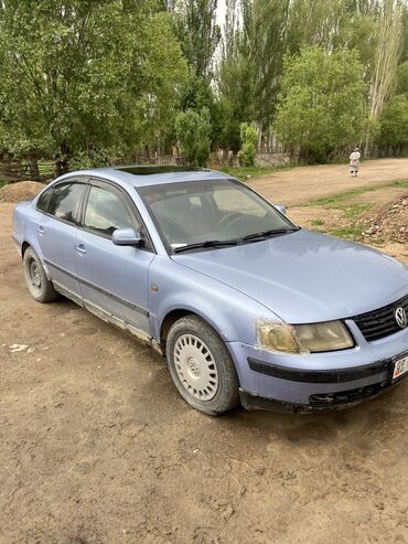 Volkswagen Passat: 1998 г., 1.6 л, Механика, Бензин, Седан