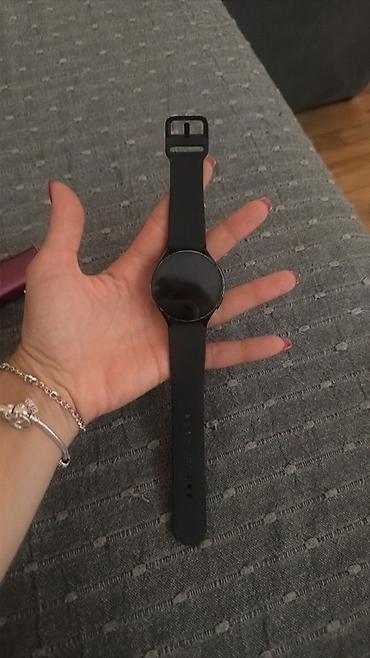 sa staklom: Samsung Galaxy Watch6 (crni) koriscen - Model: Galaxy Watch6 - Boja — 1