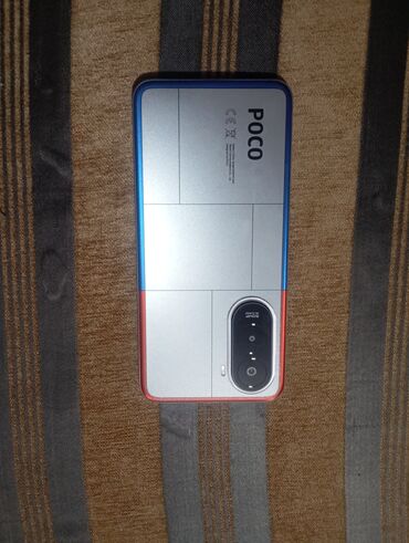 купить кнопочный сотовый телефон: Poco M6, Жаңы, 256 ГБ, 2 SIM