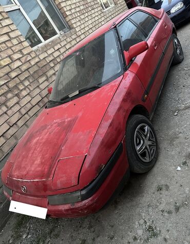 Mazda: Mazda 323: 1993 г., 1.6 л, Механика, Бензин, Хэтчбэк