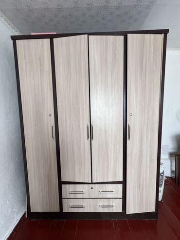 шкафы для вешей: Шкаф для одежды, Прямой, ЛДСП