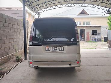 Honda: Honda Stepwgn: 2004 г., 2 л, Автомат, Минивэн — 4