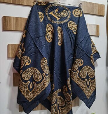 Baş geyimləri: Kəlağayılar. Bu kəlağayıların içi boş K hərfi ilə yazılıdı. Materialı — 10