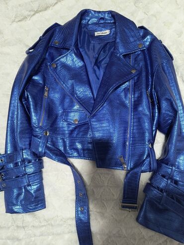 pantalone sa printom: Nova jakna,velicina M odgovara i za L