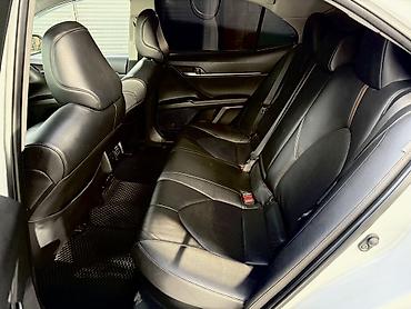 corolla 2016: Toyota Camry: 2019 г., 2.5 л, Вариатор, Гибрид, Седан — 6