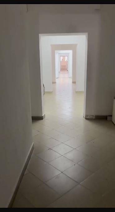 Продажа коммерческой недвижимости: Продажа офисов 22 м², С ремонтом, Многоэтажное здание, 1 этаж — 4
