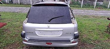 megan 2: TRECE STOP SVETLO KARAVAN ZA PEUGEOT 206 | imam sve delove za — 1