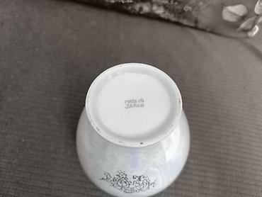 на ножках: Фарфоровая ваза с крышкой, Made in Japan. цена 1900 Описание: - — 2