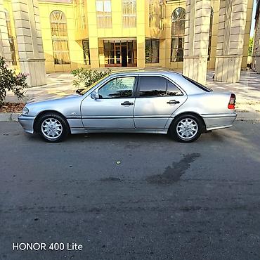 traktor farası: Mercedes-Benz C 200: 2 l | Sedan — 10