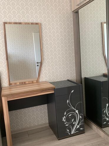 Mebel: Yeni, Düz dolab, Bufet