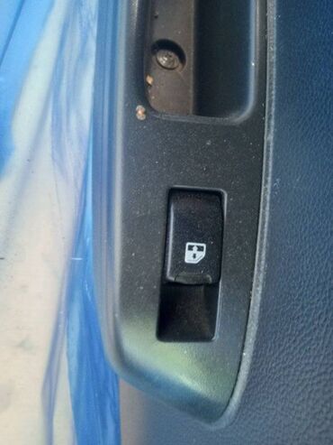 Подкрылки: Кнопка стеклоподъемника Chevrolet Spark SPARK (M300) B10D1 1.0 DOHC