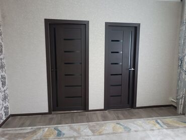 межкомнатные двери ремонт: Входная дверь, цвет - Коричневый, Б/у, Самовывоз