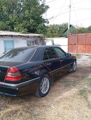 бак 124: Mercedes-Benz C 280: 1994 г., 2.8 л, Механика, Бензин, Седан