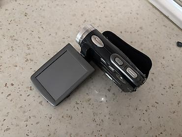 Foto və videokameralar: Sony rəqəmsal videokamera Xüsusiyyətlər: - Kompakt “handycam” korpus — 3