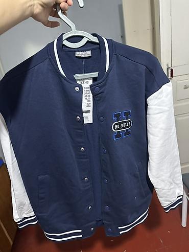 кожаный бомбер: Новинка Бомбер (varsity jacket) для подростков Pepco TEENS - Модель — 2