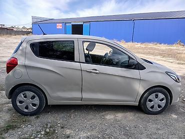chevrolet onıx: Chevrolet Spark: 2020 г., 1 л, Автомат, Бензин, Хэтчбэк — 4