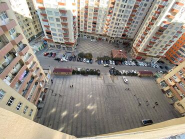 Uzunmüddətli kirayə mənzillər: Mənzil Yeni Yasamal Ə.Əhmədov küçəsin də yerləşir. 17 mərtəbəli — 8