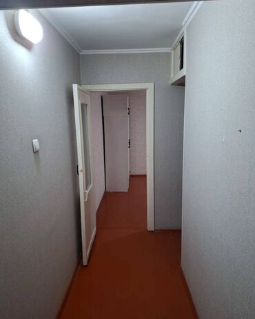 Продажа квартир: 1 комната, 34 м², 104 серия, 2 этаж, Евроремонт