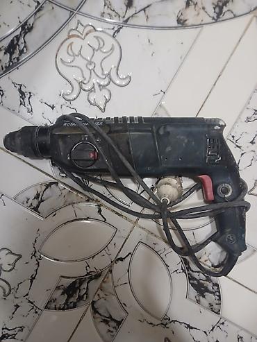 bosch perforator: Rotary hammer di ucuz 70 80 m satilandan deyil ancag desime istifade — 3