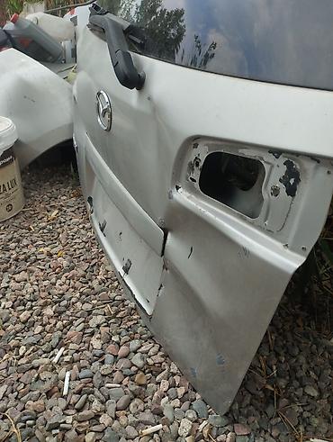 avs model 5: Крышка багажника Mazda, 2003 г., Б/у, Оригинал — 1