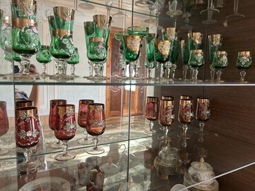 kişi xoşbəxtliyi gülü: Qədəhlər