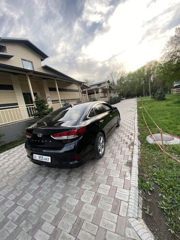 Hyundai: Hyundai Sonata: 2021 г., 2 л, Типтроник, Газ, Седан