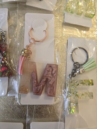 Breloklar: Epoksid qətranından hazırlanmış əl işi aksesuarlar - Şəffaf və rəngli — 4