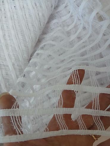 təbaşir və pastel: Ölçüsü 4 metr eni 2 metr uzunu Ağ rəngli dekorativ pərdəlik tül — 1