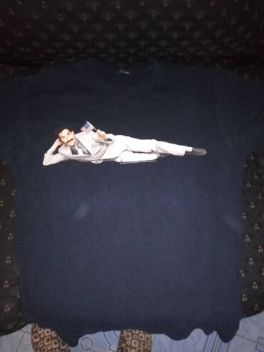 rock fan majica: Na prodaju majica kratkih rukava sa likom Borata, M veličina, u super