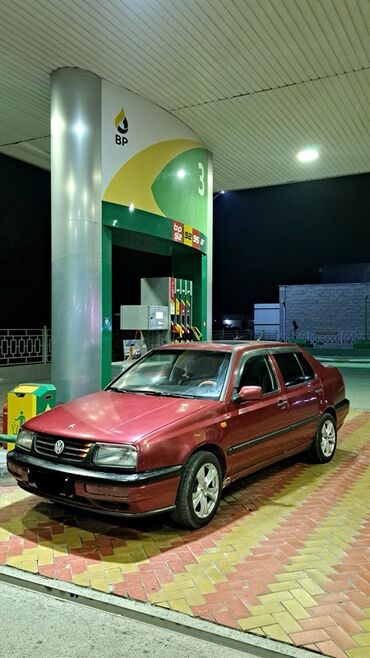 задние фары гольф 3: Volkswagen Vento: 1993 г., 1.8 л, Механика, Бензин, Седан