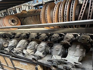 Капоты и комплектующие: БМВ ФАРЫ Е70.ПРИВОЗНЫЕ ЗАПЧАСТИ Е39,Е46,Е53,Е60,Е65,Е70-71,F01-02-10 — 28