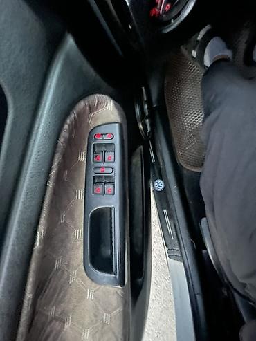 pass: Volkswagen Passat: 2000 г., 1.8 л, Механика, Седан — 7