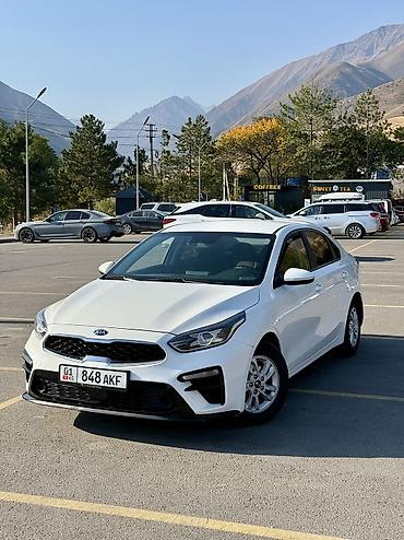 Kia K3: 2018 г., 1.6 л, Вариатор, Бензин, Седан at lalafo.kg Kia K3: 2018 г., 1.6 л, Вариатор, Бензин, Седан
