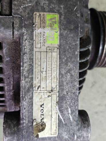 Генераторы: Генератор Volvo 1998 г., Б/у, Оригинал, Германия — 2