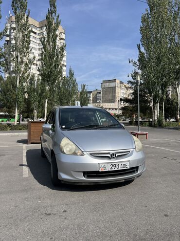 Honda: Honda Fit: 2002 г., 1.3 л, Вариатор, Бензин